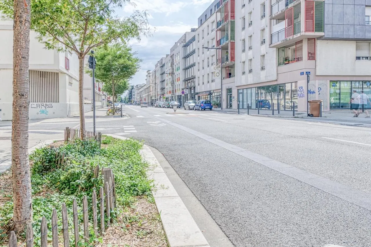 Le Positif ¶ Gare¶ Confort¶ Spacieux Grenoble France